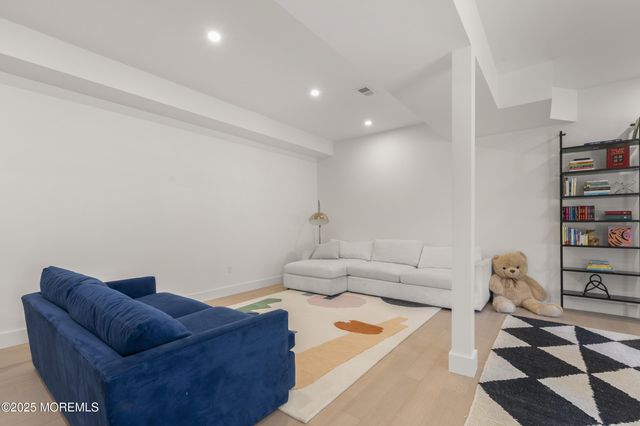 1406 Transit Avenue, Jackson, NJ 08527