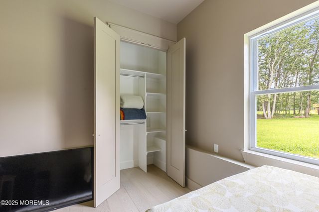 1406 Transit Avenue, Jackson, NJ 08527