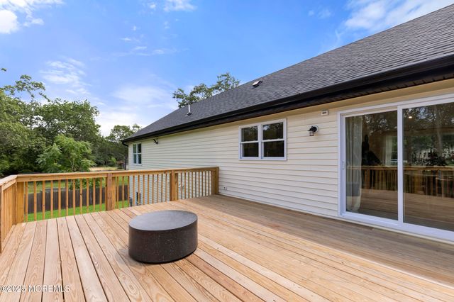 1406 Transit Avenue, Jackson, NJ 08527