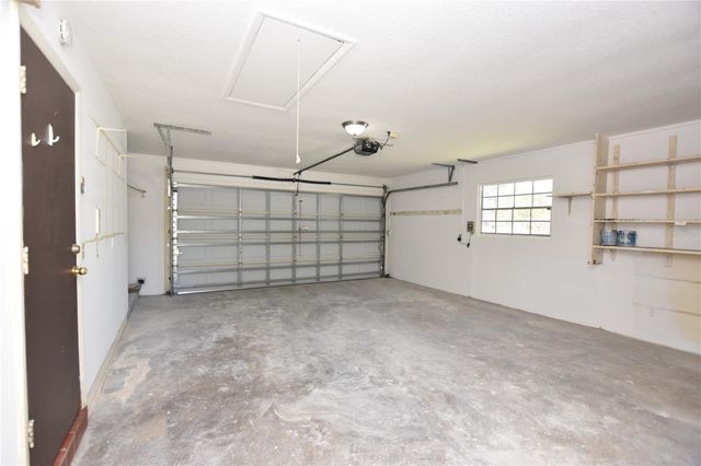 204 CHAUCER LANE, Winter Haven, FL 33884