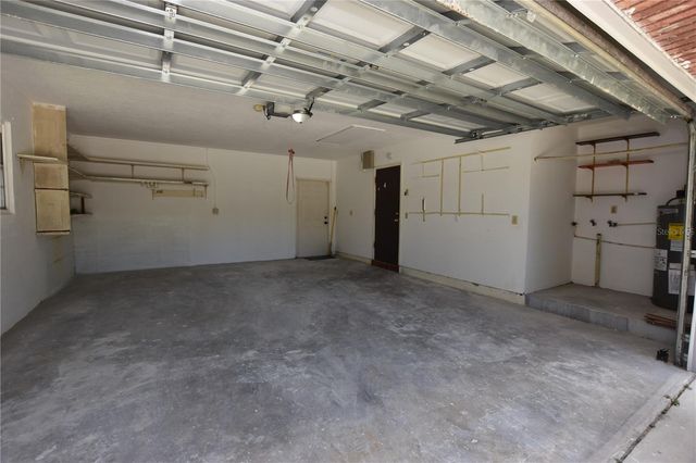 204 CHAUCER LANE, Winter Haven, FL 33884