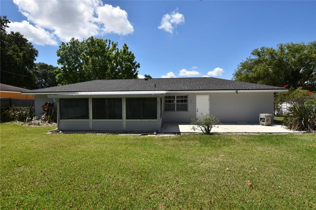 204 CHAUCER LANE, Winter Haven, FL 33884
