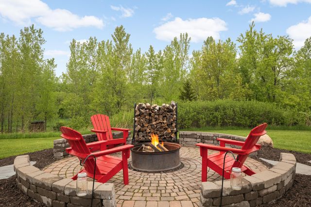 8662 240th Street E, Lakeville, MN 55044