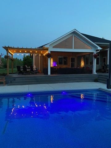 8662 240th Street E, Lakeville, MN 55044