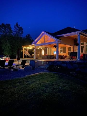 8662 240th Street E, Lakeville, MN 55044