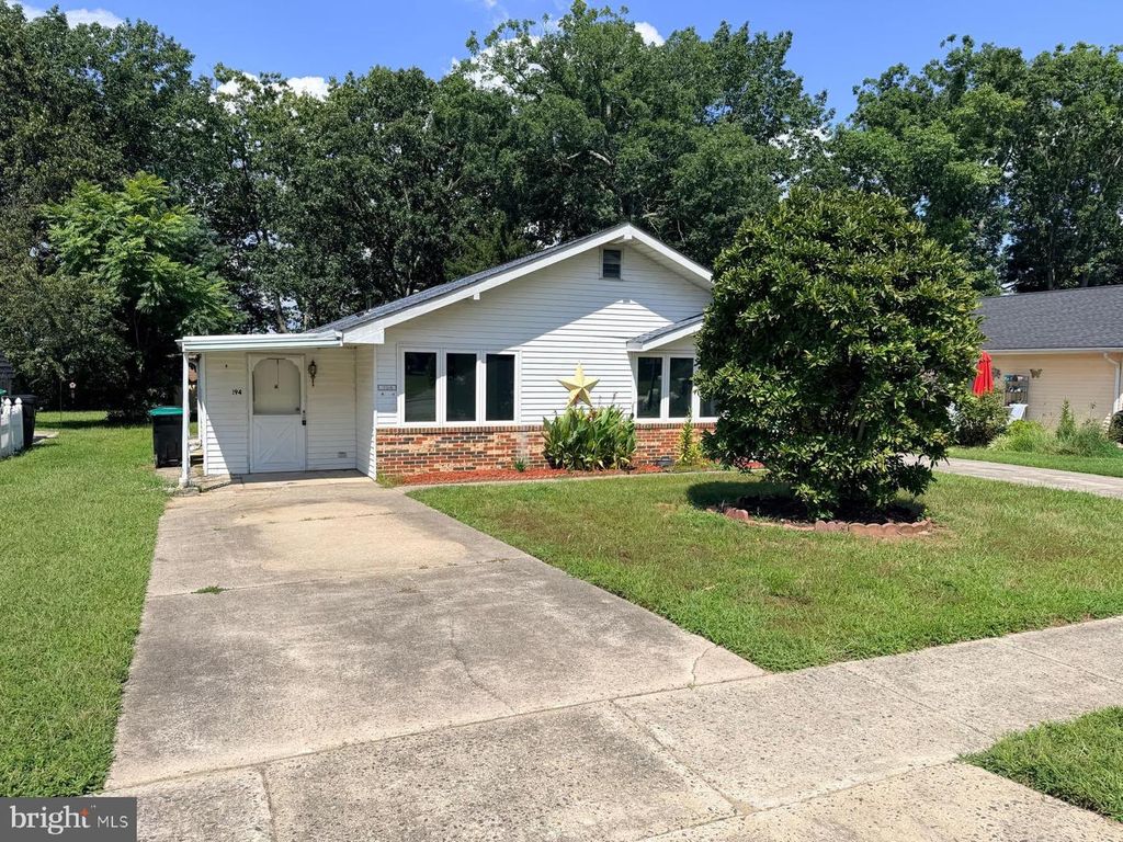 194 ELMTOWNE BLVD, HAMMONTON, NJ 08037 — exterior