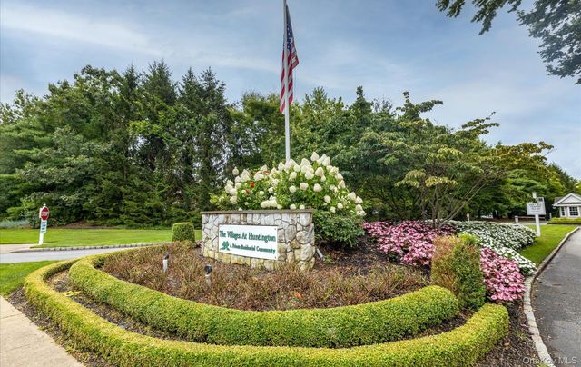 211 Barton Avenue, Melville, NY 11747