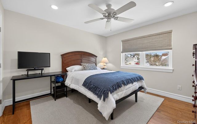 211 Barton Avenue, Melville, NY 11747