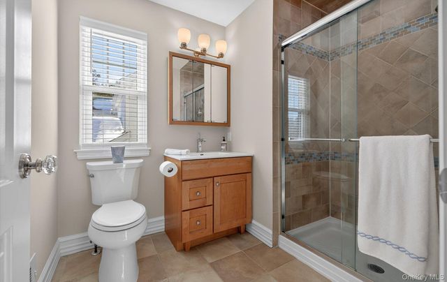 211 Barton Avenue, Melville, NY 11747