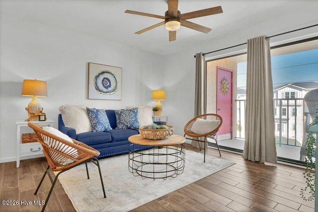 1518 Lake Park Boulevard S 3d, Carolina Beach, NC 28428