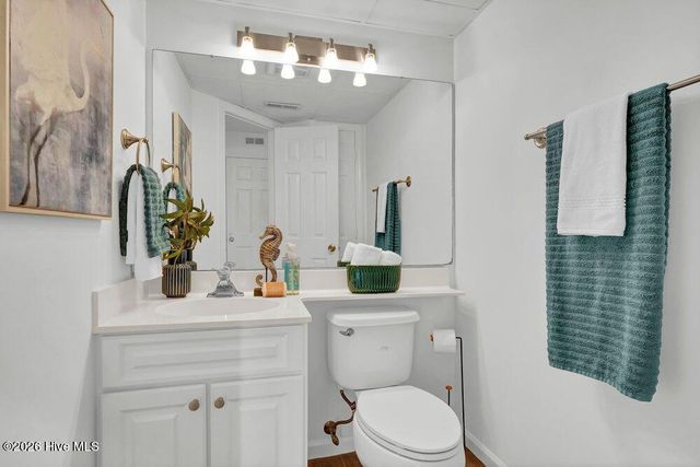 1518 Lake Park Boulevard S 3d, Carolina Beach, NC 28428