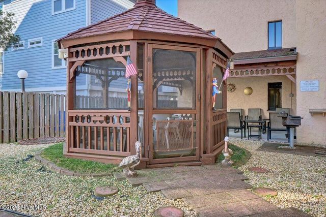 1518 Lake Park Boulevard S 3d, Carolina Beach, NC 28428