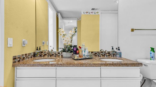 67825 N Portales Drive, Cathedral City, CA 92234