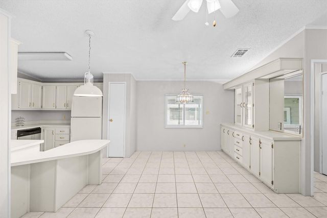 8221 Cinnamon Lane, Port St. Lucie, FL 34952