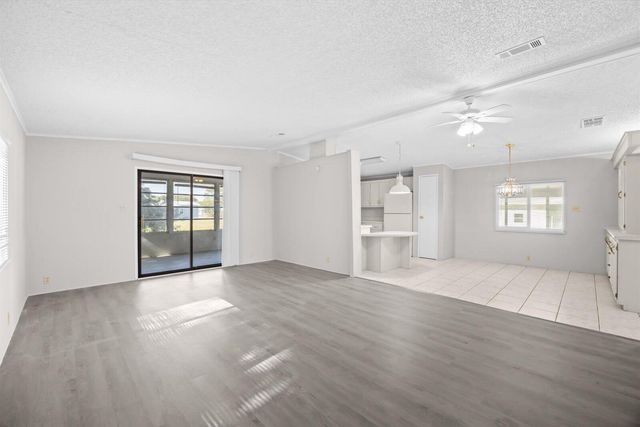 8221 Cinnamon Lane, Port St. Lucie, FL 34952