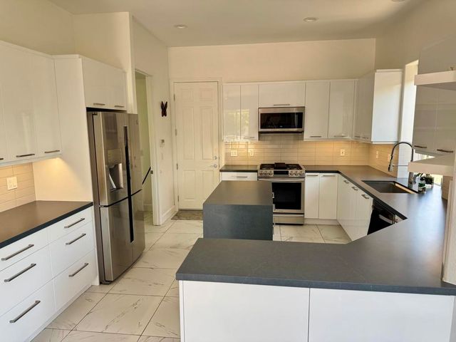 25 Buckingham Way, Rancho Mirage, CA 92270