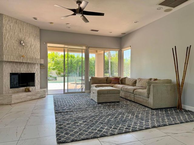 25 Buckingham Way, Rancho Mirage, CA 92270