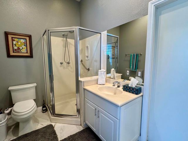 25 Buckingham Way, Rancho Mirage, CA 92270