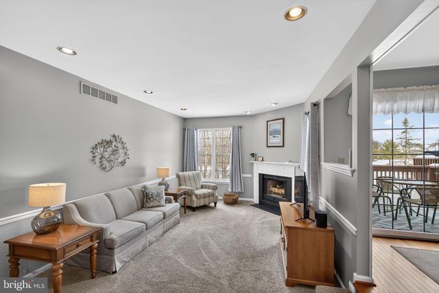 419 COUNTRY CLUB DR, Lansdale, PA 19446