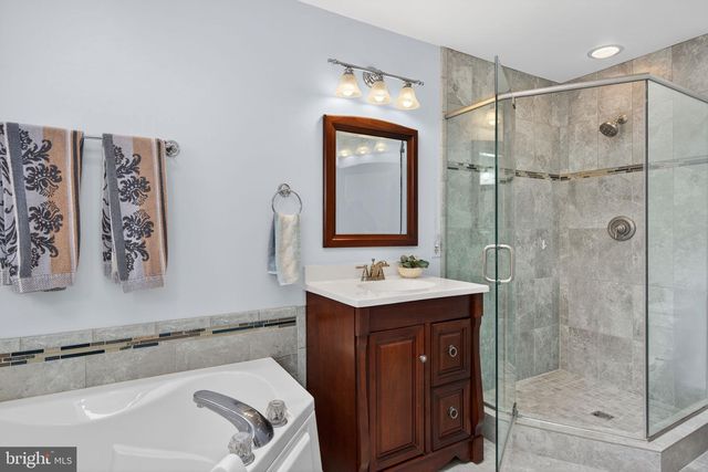 419 COUNTRY CLUB DR, Lansdale, PA 19446