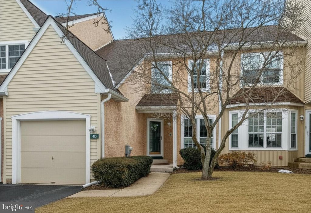 419 COUNTRY CLUB DR, Lansdale, PA 19446