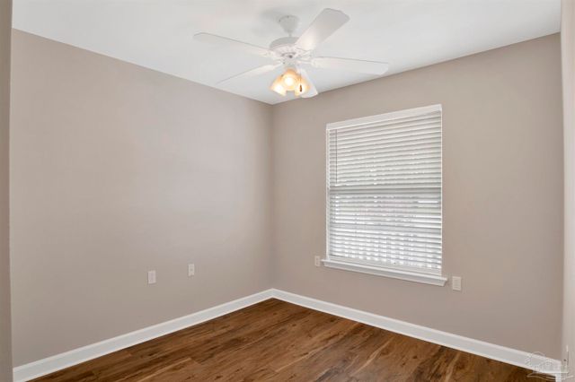 2388 Trailwood Dr, Cantonment, FL 32533