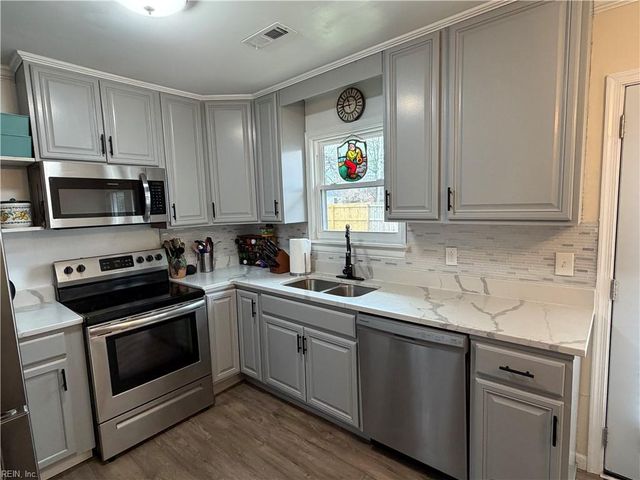 401 Institute DR, Hampton, VA 23663