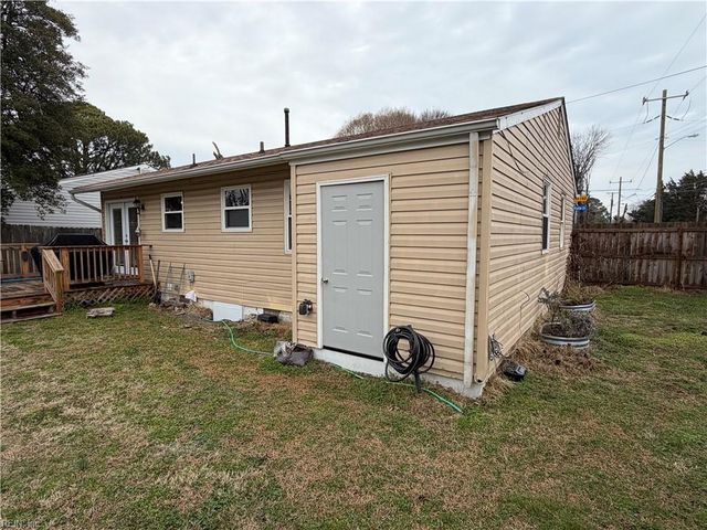 401 Institute DR, Hampton, VA 23663