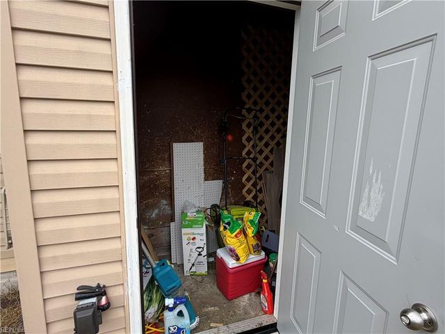 401 Institute DR, Hampton, VA 23663