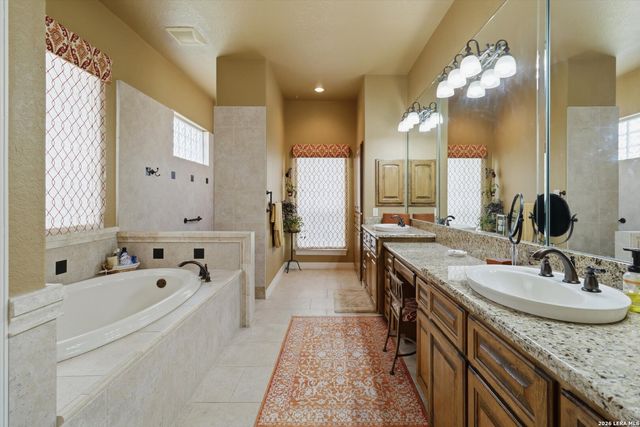 8123 Wild Wind, Garden Ridge, TX 78266