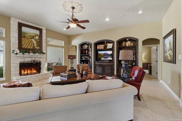 8123 Wild Wind, Garden Ridge, TX 78266