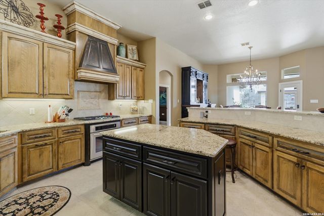 8123 Wild Wind, Garden Ridge, TX 78266