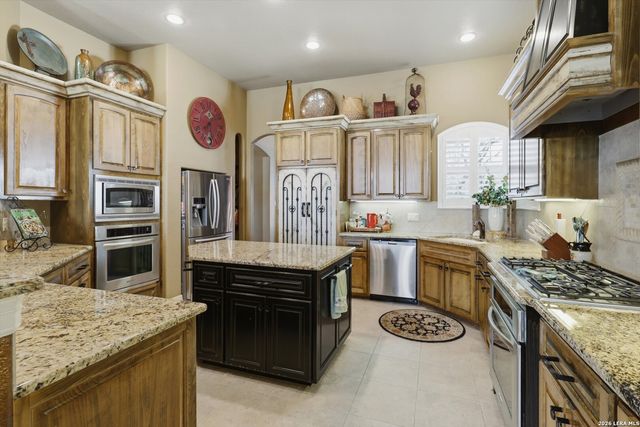 8123 Wild Wind, Garden Ridge, TX 78266