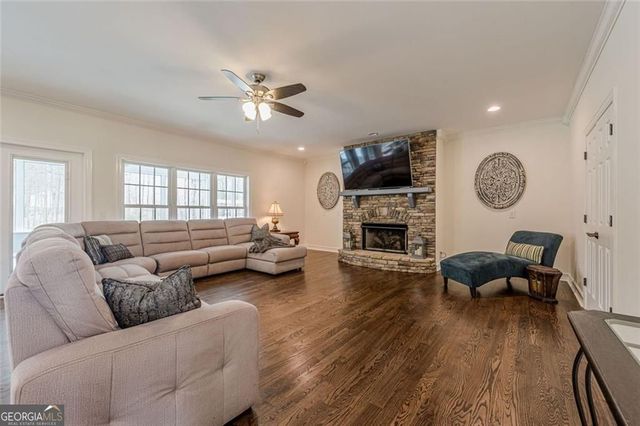 210 Little River Farms Trail, Canton, GA 30115