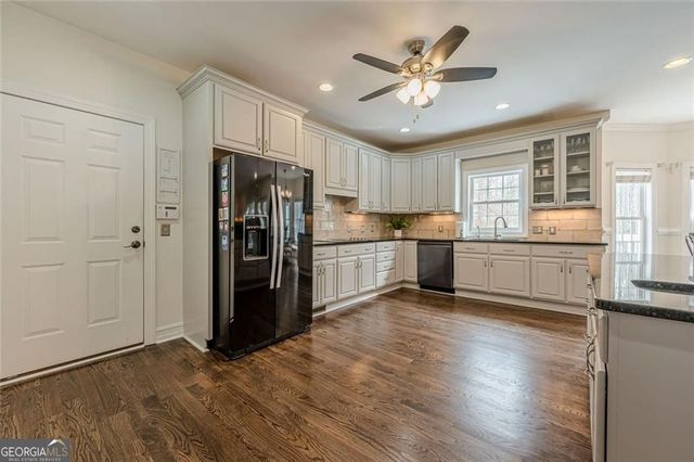 210 Little River Farms Trail, Canton, GA 30115