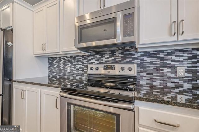 210 Little River Farms Trail, Canton, GA 30115