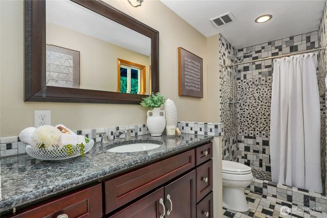 19602 NE 185th Street, Woodinville, WA 98077