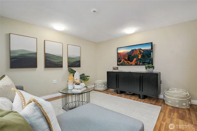 19602 NE 185th Street, Woodinville, WA 98077