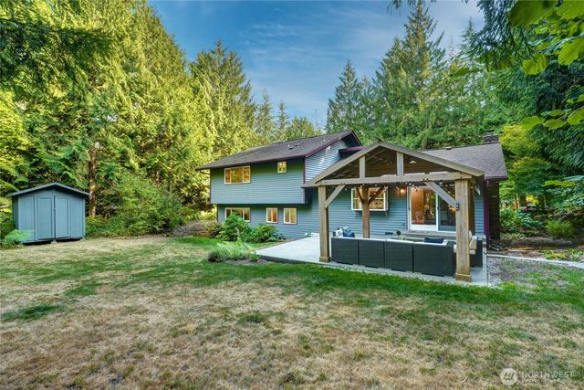 19602 NE 185th Street, Woodinville, WA 98077