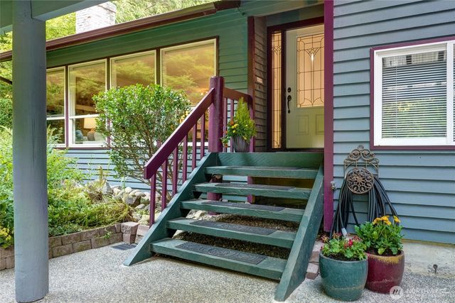 19602 NE 185th Street, Woodinville, WA 98077