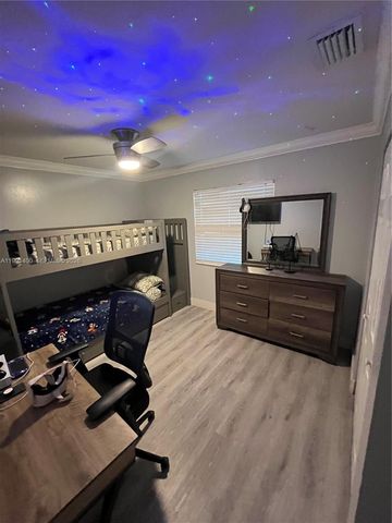 328 NW 47th St, Deerfield Beach, FL 33064