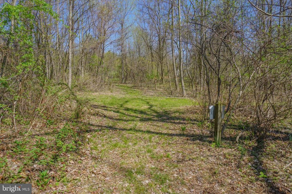 Image 18 of property listing at 0 S PARK AVE, Mertztown, PA 19539
