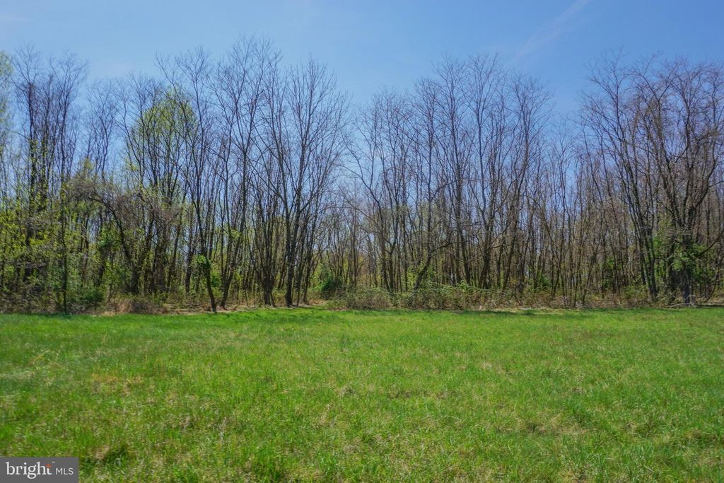 Image 27 of property listing at 0 S PARK AVE, Mertztown, PA 19539