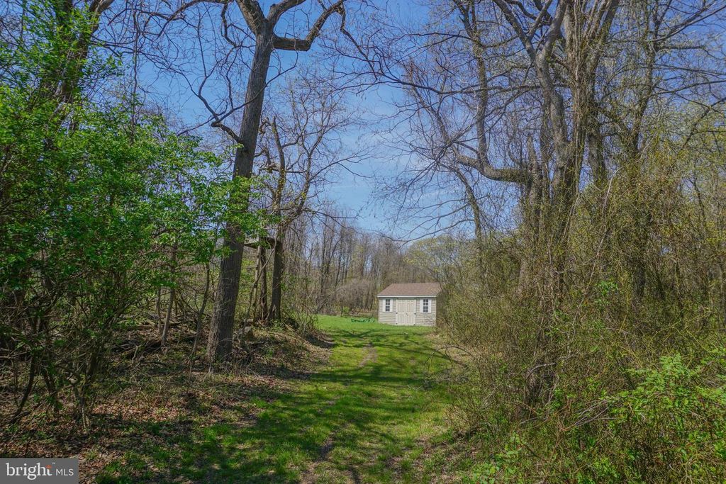Image 37 of property listing at 0 S PARK AVE, Mertztown, PA 19539