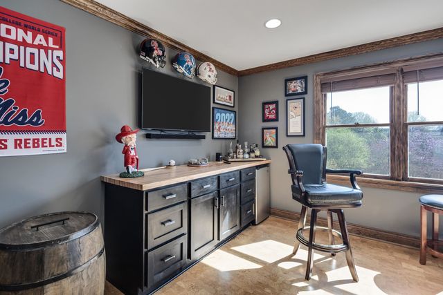 2410 HALLE PKY, Collierville, TN 38017