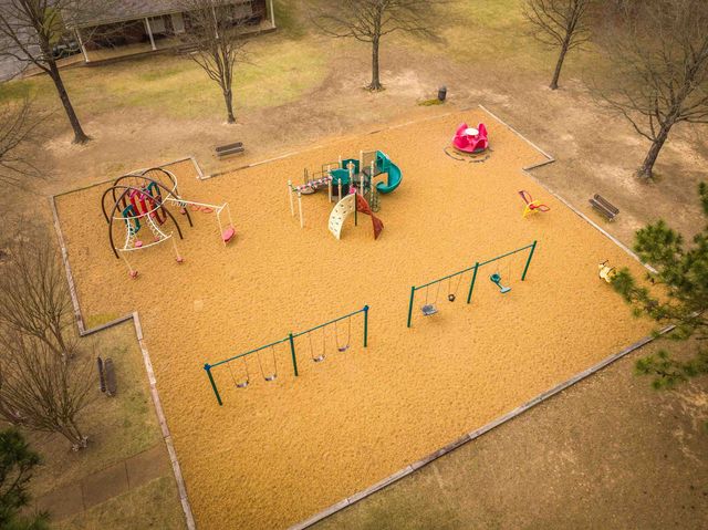 2410 HALLE PKY, Collierville, TN 38017