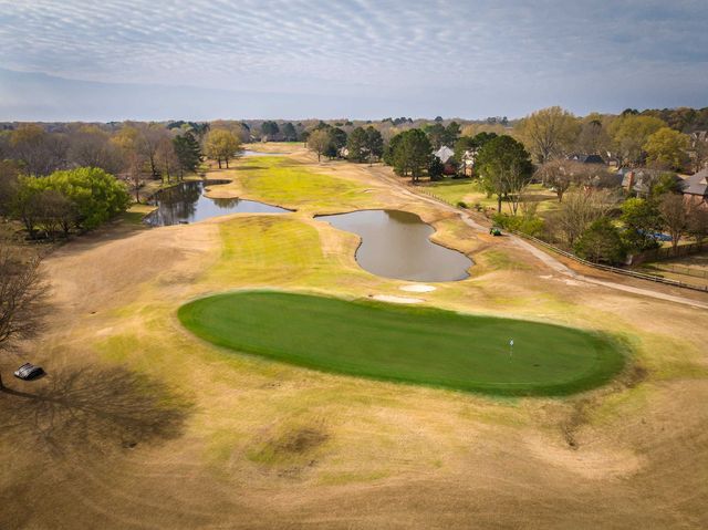 2410 HALLE PKY, Collierville, TN 38017