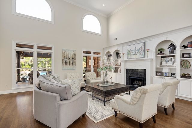 2410 HALLE PKY, Collierville, TN 38017