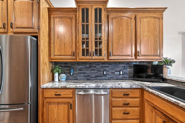 1101 W Woodhill Court, Springfield, MO 65810