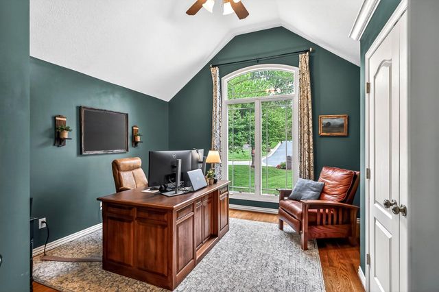 1101 W Woodhill Court, Springfield, MO 65810